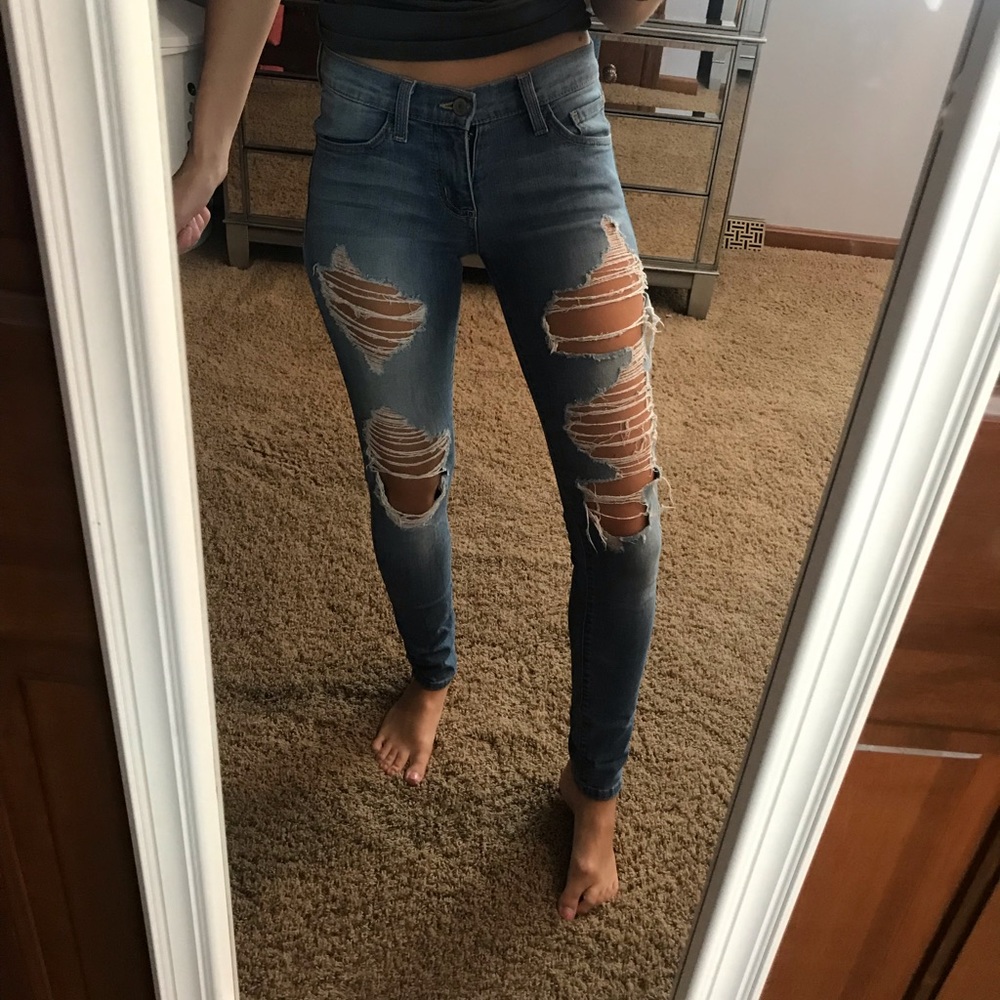Ripped jeans